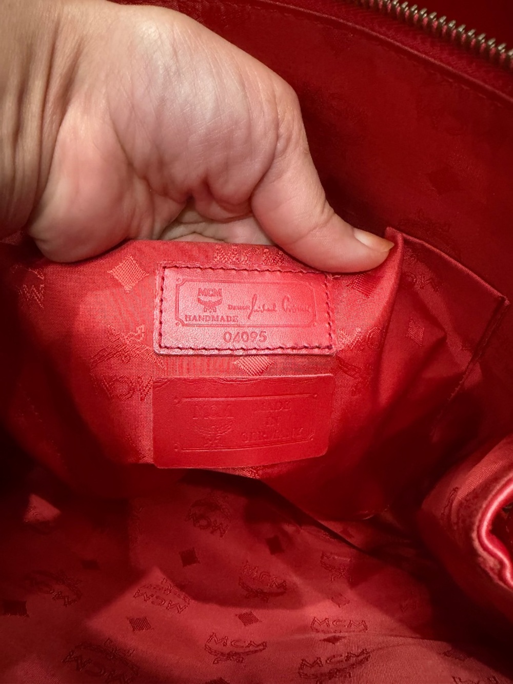 Red Purse - Picture 4 of 5